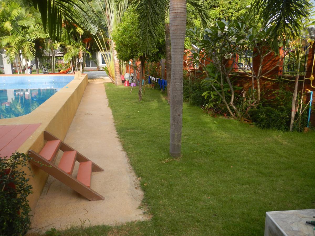 Pat'S Hideaway Bungalows Rayong Exterior photo